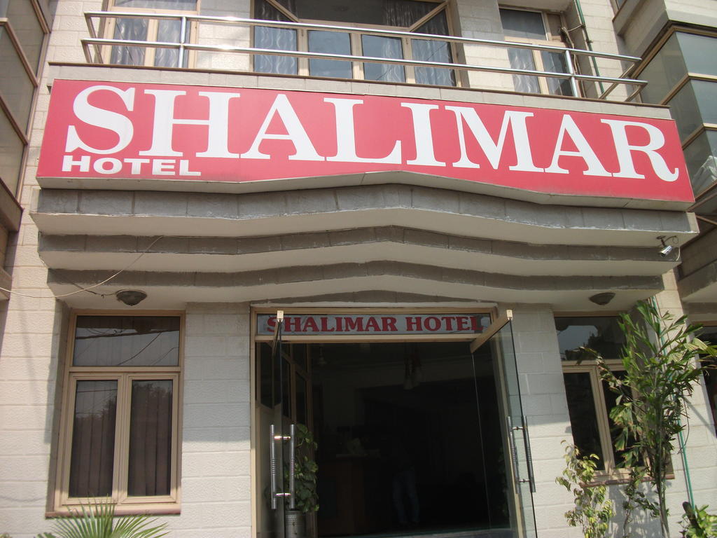 Shalimar Hotel New Delhi Luaran gambar